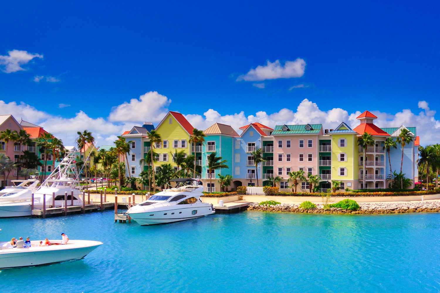 TAL-nassau-bahamas-recirc-BAHAMASTAX24-a54efaf9b401472ca6c940a829d748f4.webp